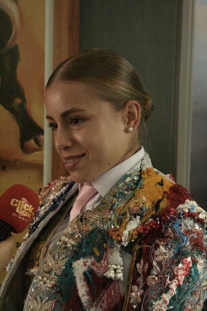 La lente de Jero, Gerar y Fer: Cuando la luz También Torea